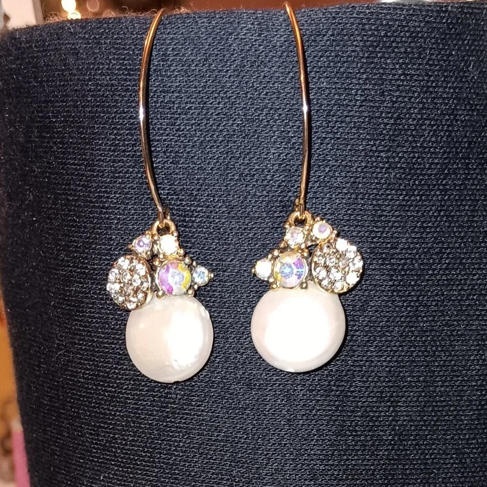 Gorgeous rhinestone pearl cluster earrings with gold filled ear hooks - Picture 5 of 5